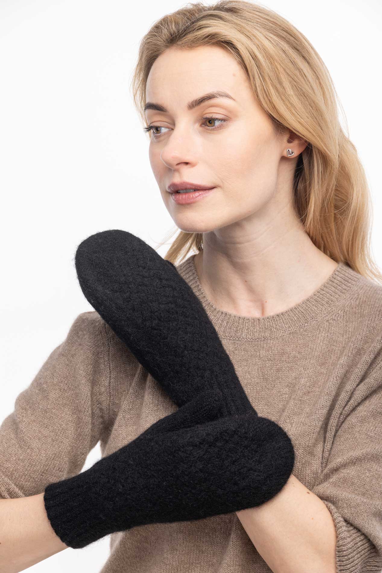 Зимние варежки из шерсти яка   164693