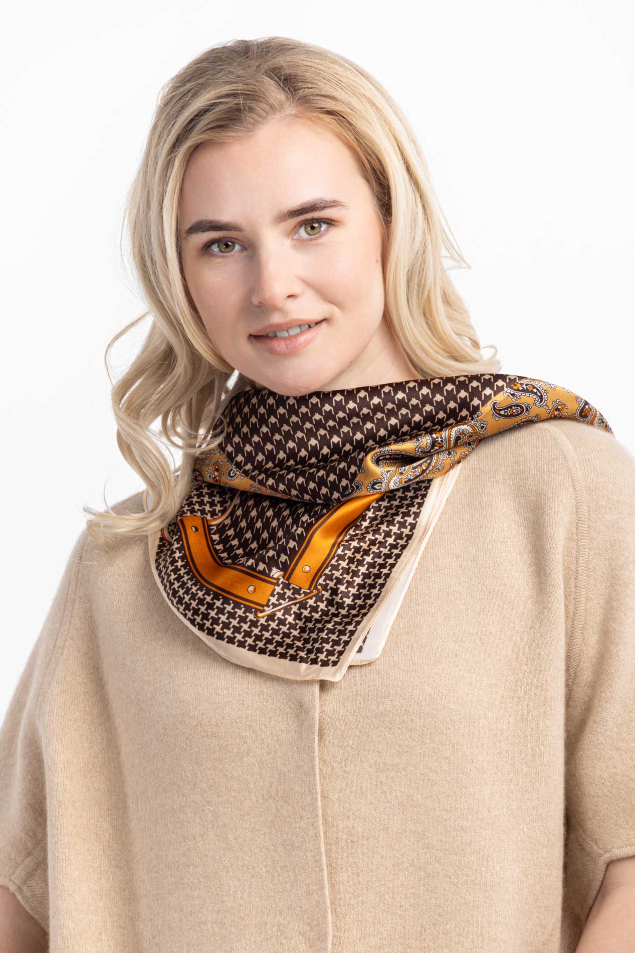 Платок из шелка   290671