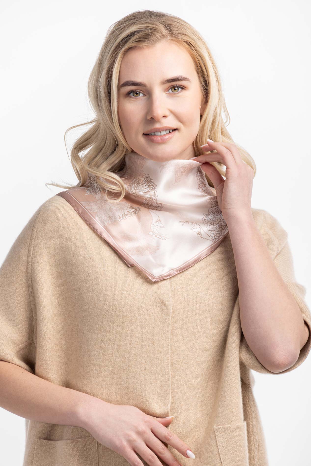 Шейный платок из шелка   290631