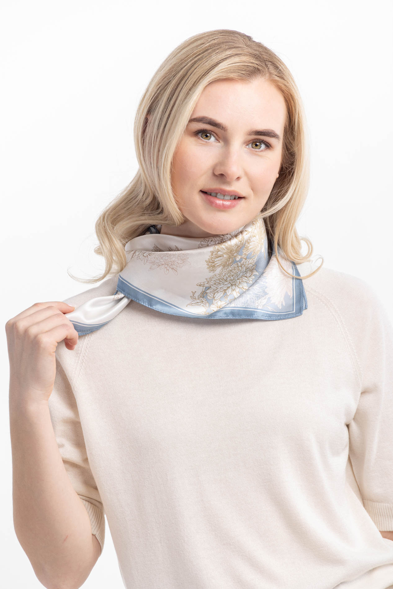 Шелковый платок с цветочным принтом   290652