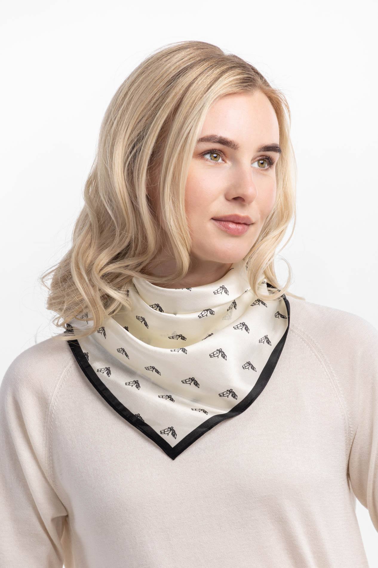 Шелковый платок   290636