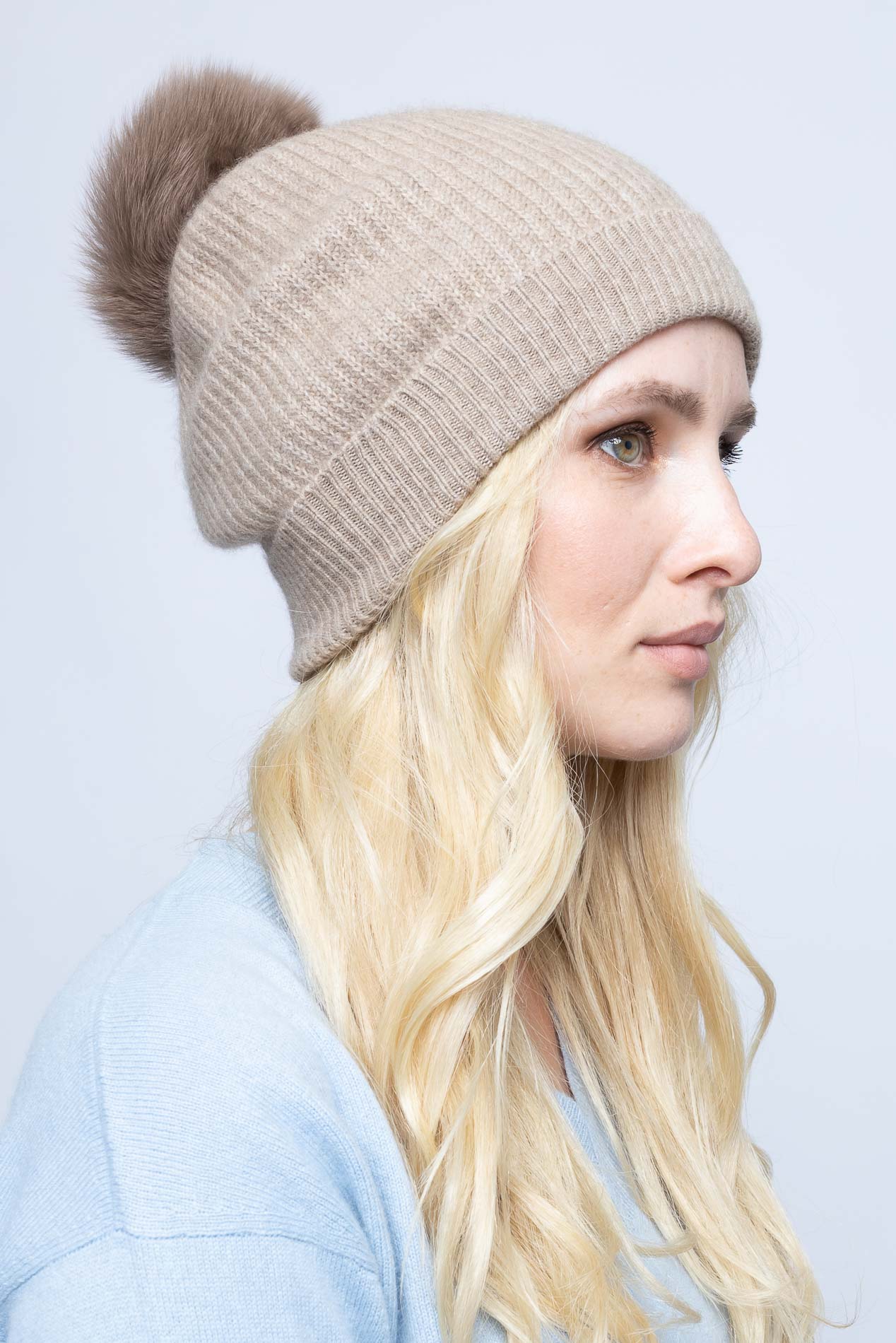 Женская кашемировая шапка с меховым помпоном   164755