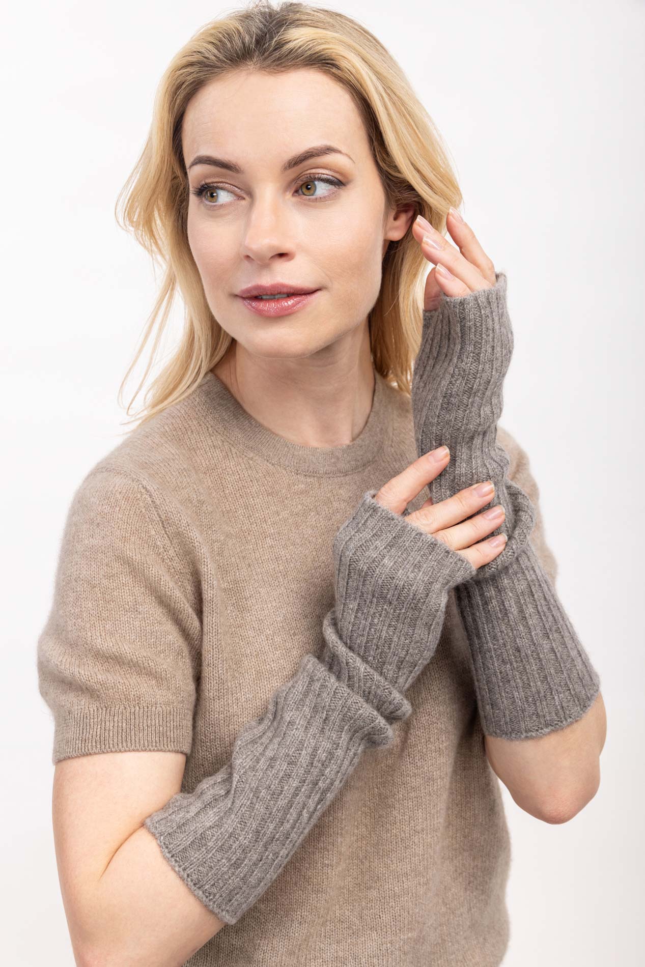 Митенки из шерсти яка удлиненные   289155