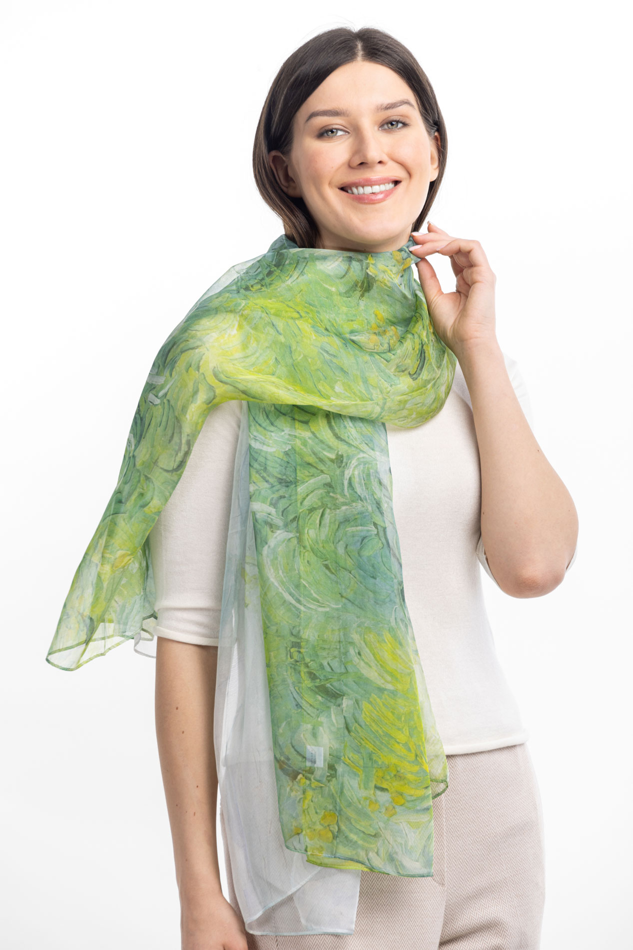 Шелковый палантин в зеленых оттенках   290859