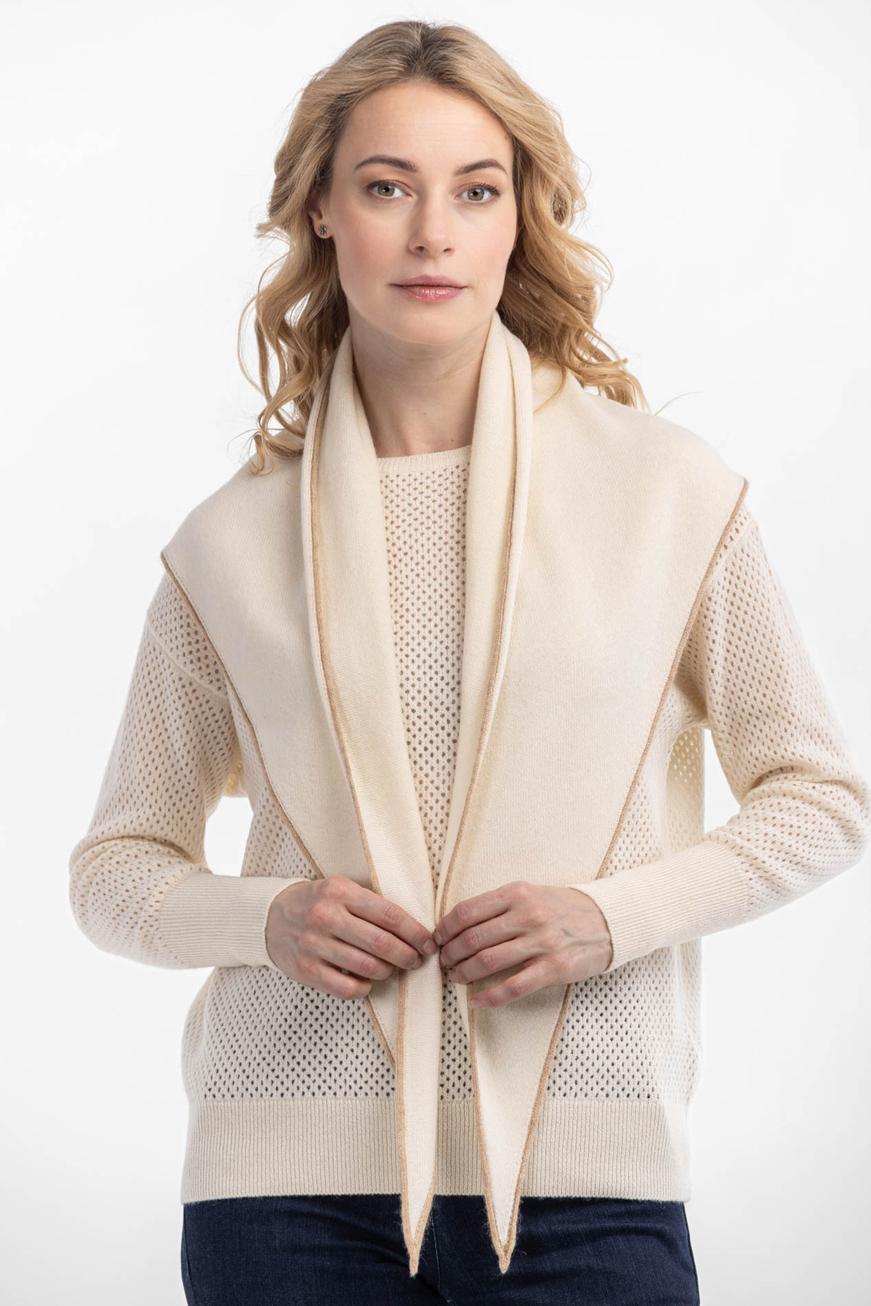 Женская косынка из верблюжьей шерсти (пуха)   282712