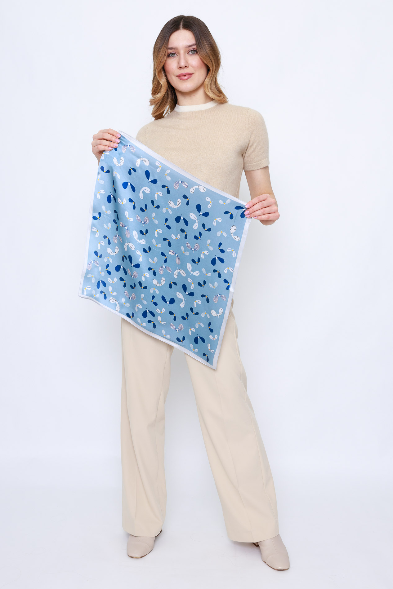 Женский шелковый платок   255541