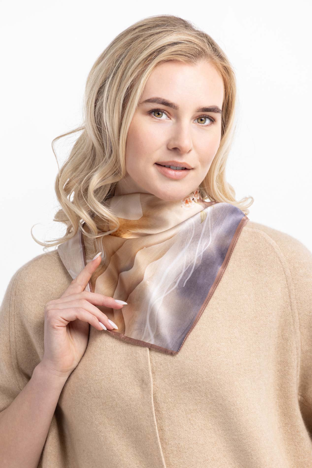 Платок из шелка   290640