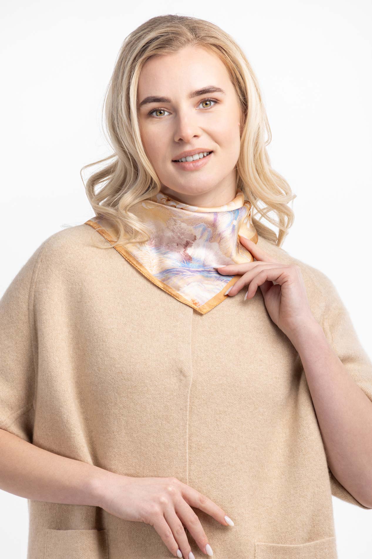 Шейный платок из шелка   290656