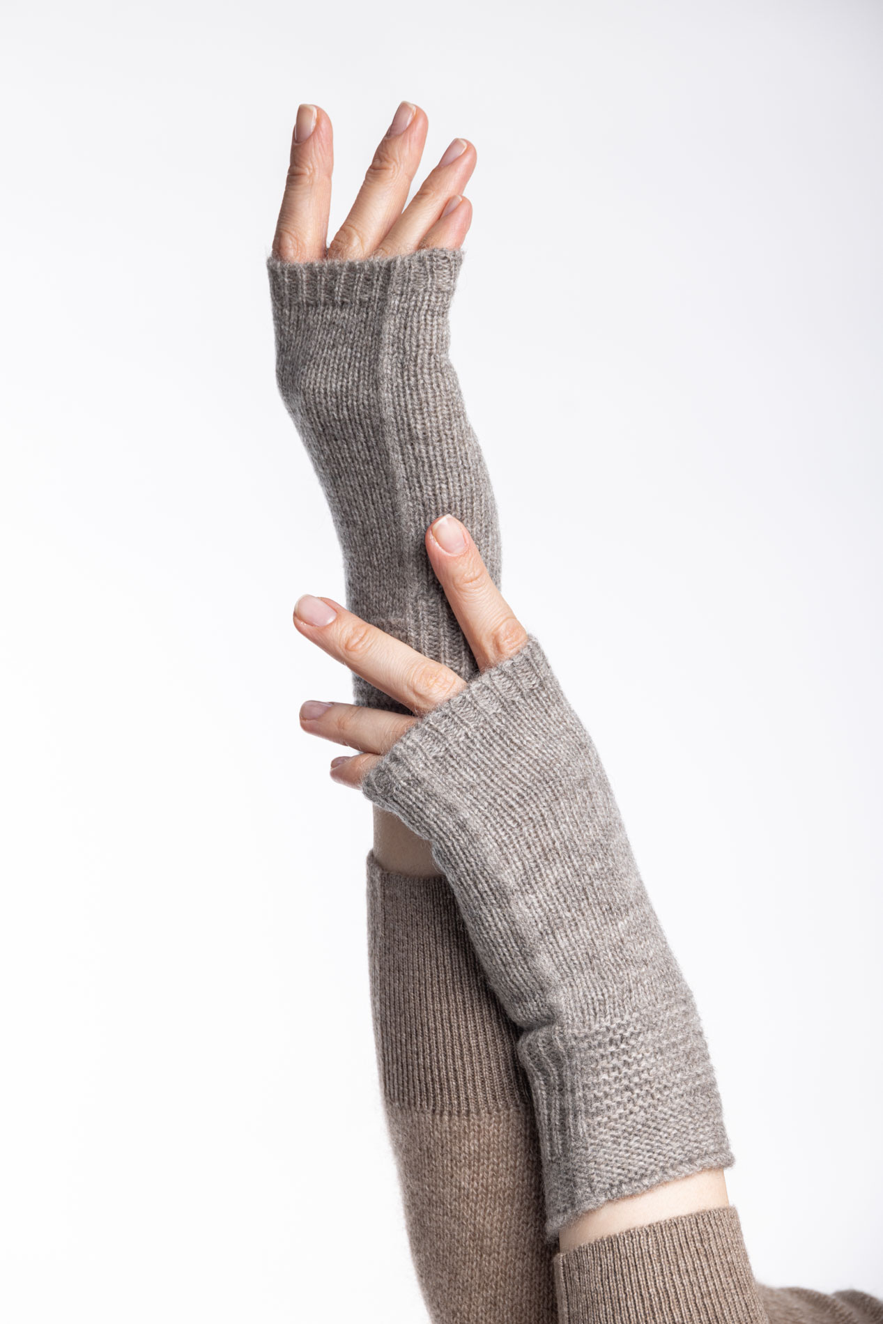 Митенки из шерсти яка   289313