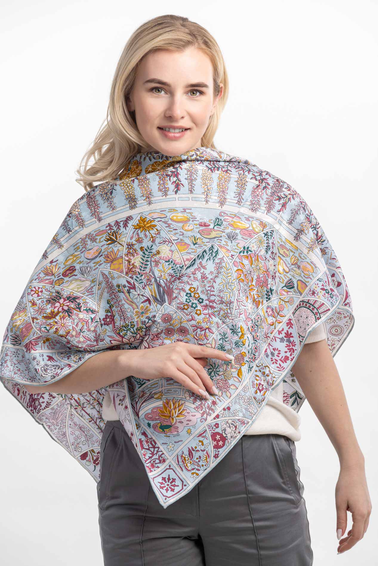 Шелковый двусторонний платок   290742