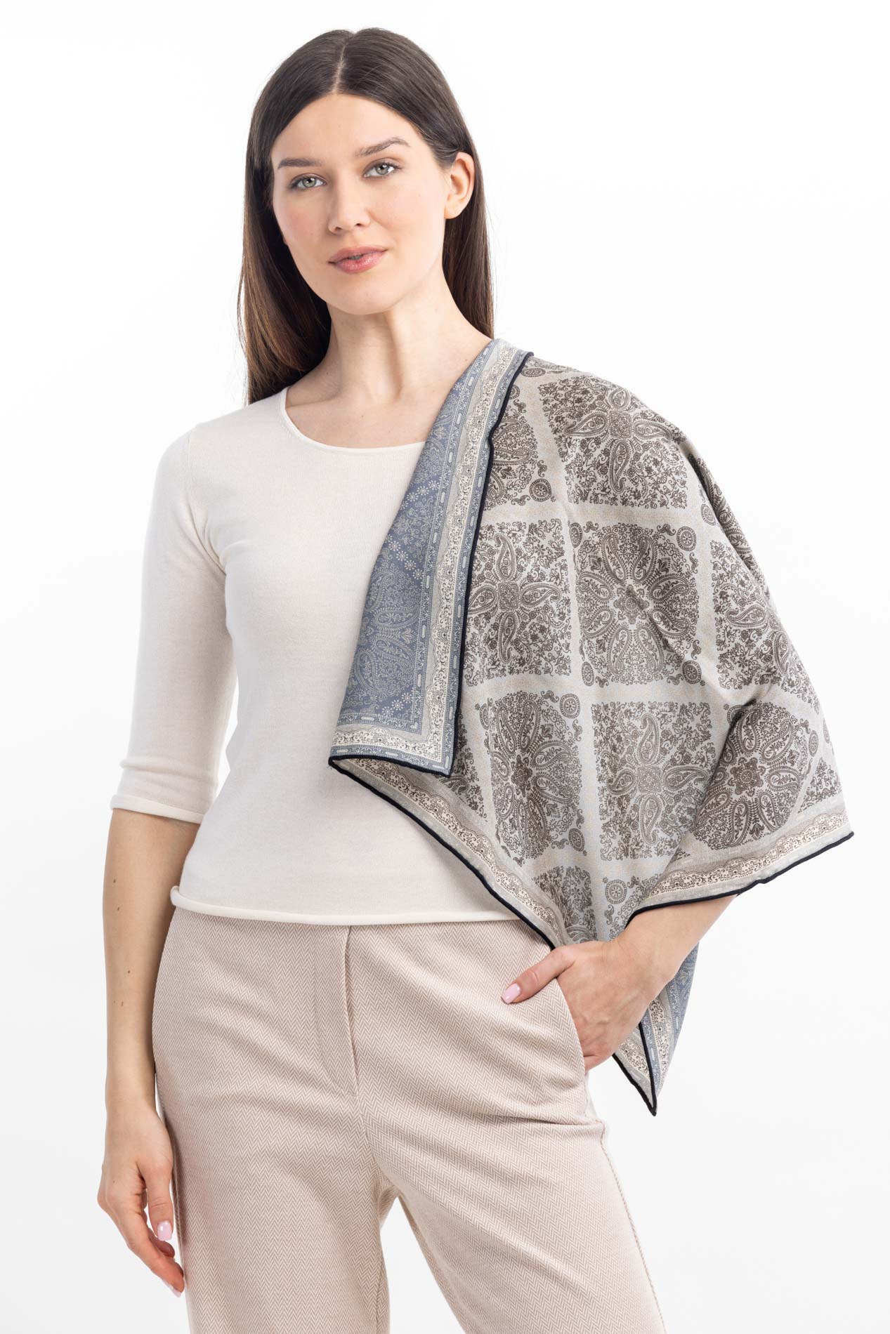 Двусторонний платок из шерсти и шелка   290893