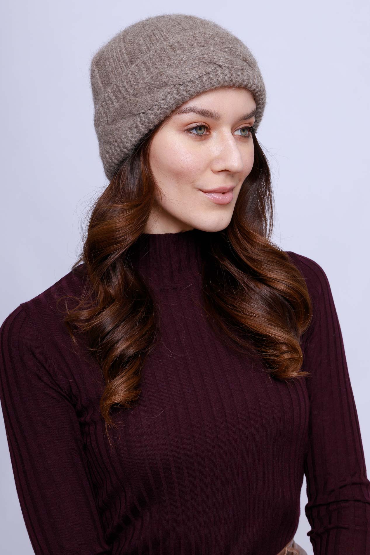 Зимняя шапка из шерсти яка с отворотом   98046